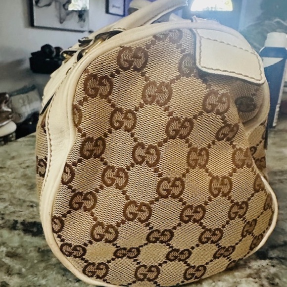 Adorable Vintage Small Flower Gucci Double Handle Bag! - Picture 8 of 16